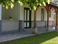 Tisza-Kert Apartmanok