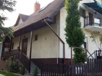 Holiday ApartmanhГЎz 