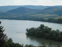 DunaKanyar ApartmanHГЎz 