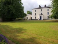 Viewmount House 