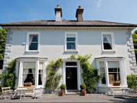 Glenmore House Bed & Breakfast