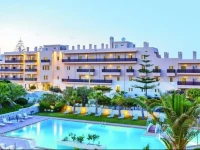 Santa Marina Beach Hotel 