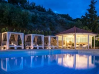 Happy Cretan Suites 