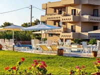 Matzi Studios & Apartments 
