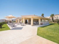 Grand Blue Beach Hotel 