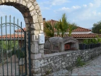 Melina House 