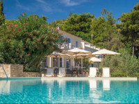 Armonia Bay Hotel