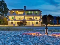 Matinas Residence 