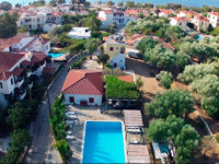 Magda Studios & Apartments