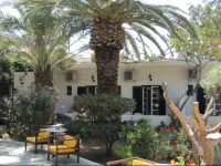 Paradise Rooms 