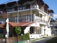 Sintrivanis Rooms 