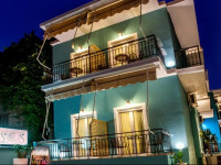 Leonidas House