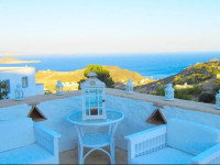 Artemis Villa