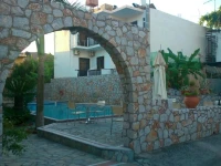 Lolas Hotel 