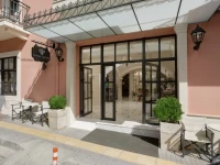 Ionia Suites 