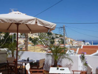 Maravelia Apartments