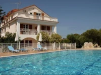 Elea Hotel 4*