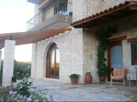 Aristos Apartments
