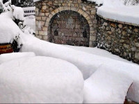 Tsarbou Guesthouse