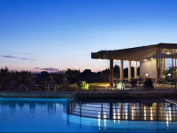 Leivatho Hotel