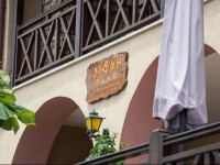 Dioni Apartments