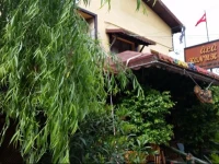Ala Konuk Evi 