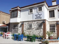 Queen Hotels Nano 