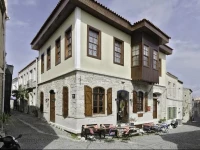 Tilla Rooms 