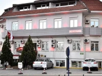 Adapalas Hotel 