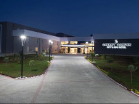 Cherry Garden City & Spa Hotel