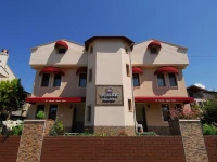 Burak Apart Hotel 