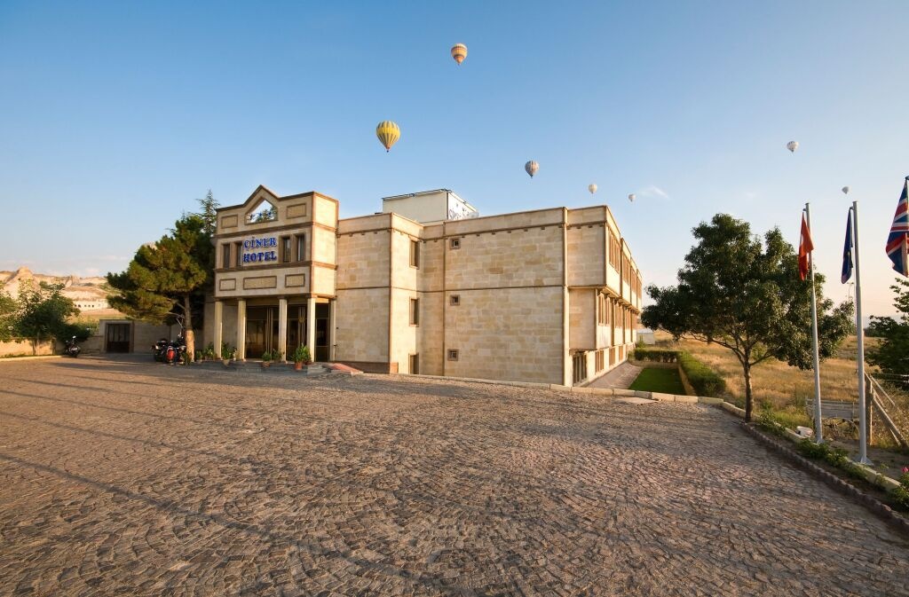 Ciner Hotel 