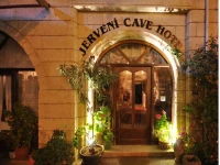Jerveni Cave Hotel 