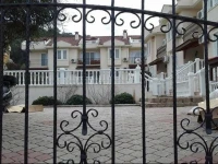 Almond Grove Dublex Apart 