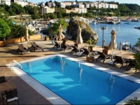 Phellos Suites 