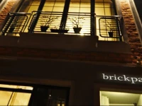 Brickpalas 3*
