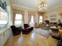 Maroon Bosphorus 