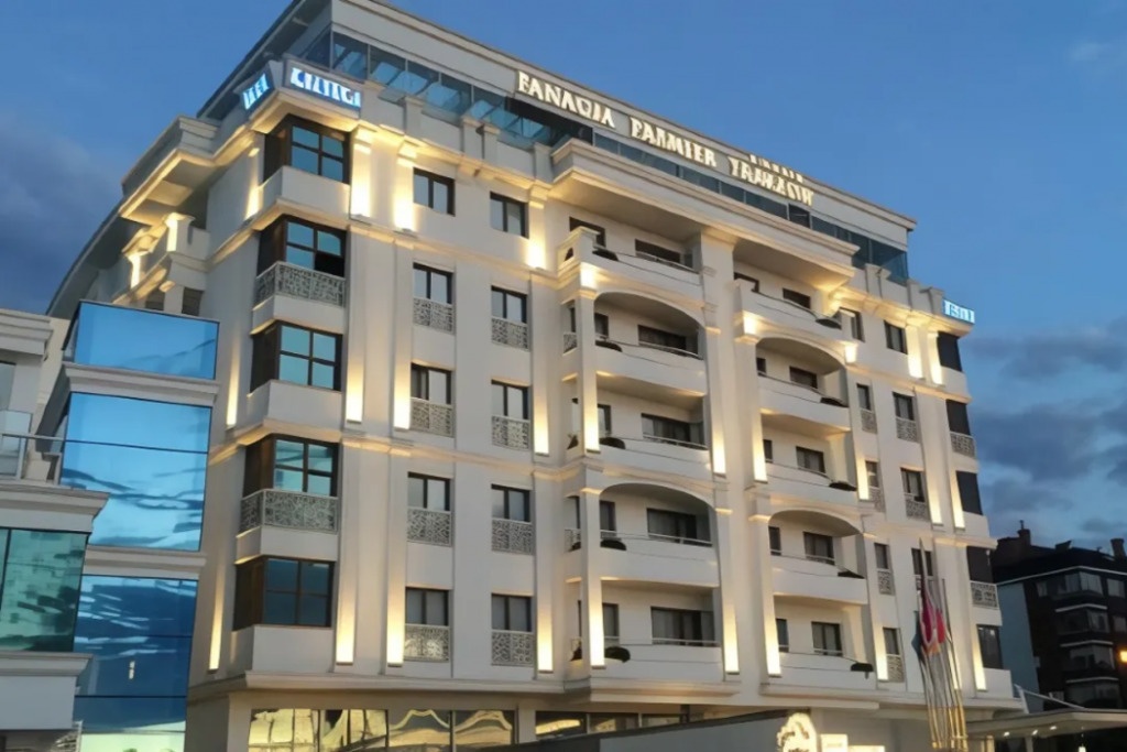Panagia Suite Hotel 