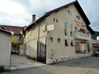 Pensiunea La Palaguta 