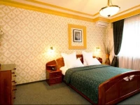 Bucharest Comfort Suites Hotel 