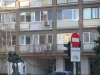 Select Apartment 