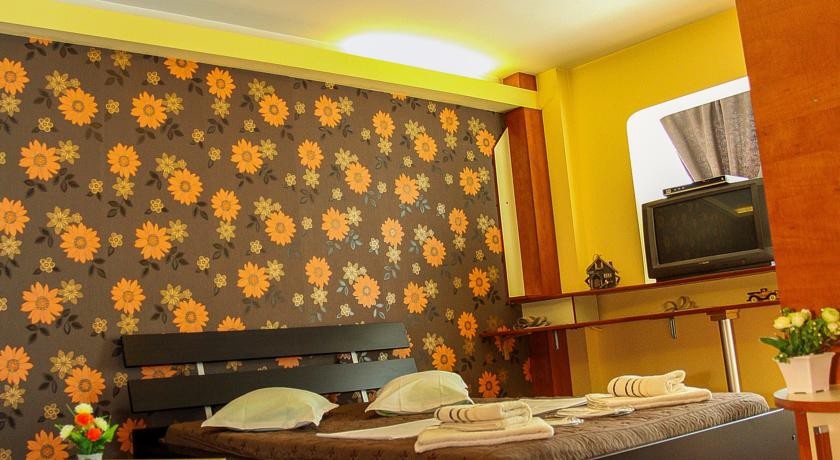 Studio Piata Romana 