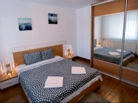 White Apartment Universitate 