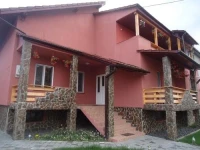 Casa Cu Piatra 