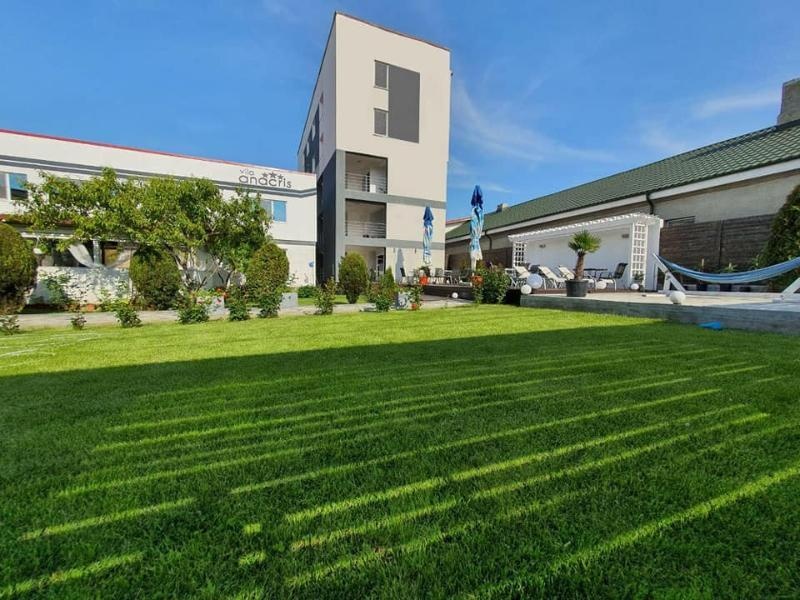 Anacris Guesthouse 