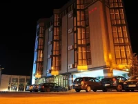 Hotel Emma Est 