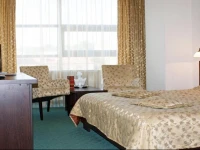 Hotel Yaky Center 