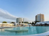 Mera Resort 