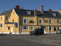 Kings Arms Hotel 