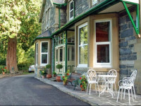 Tan Dinas Country House